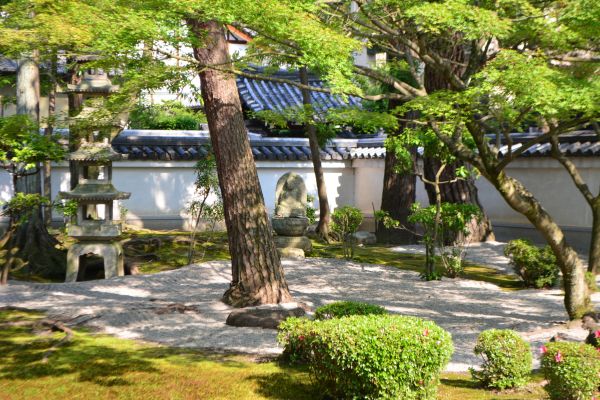 Zen Garden Landscaping in Saint Peters