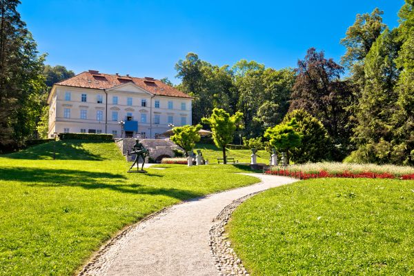Park Landscape Maintenance in Saint Peters