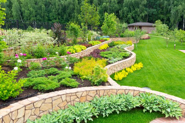 Home Garden Landscaping in Saint Peters